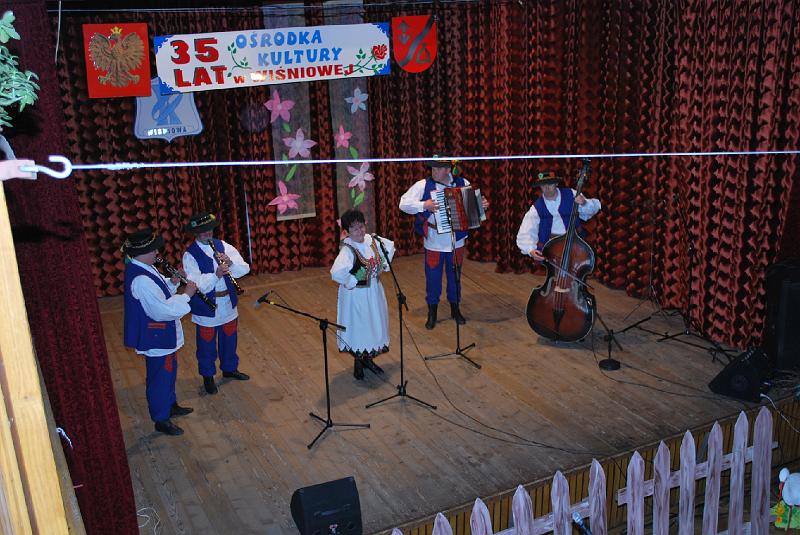 file083.jpg